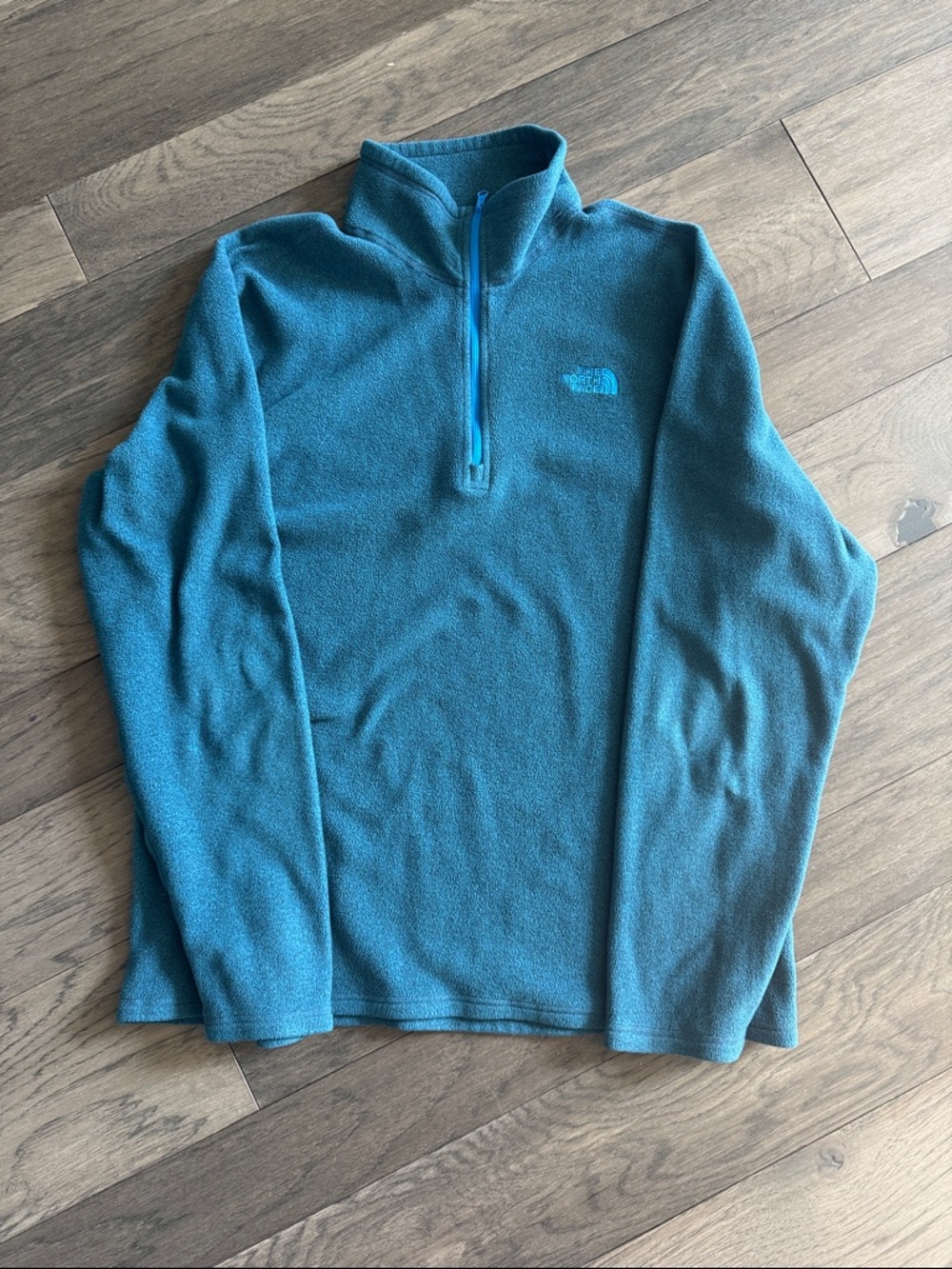 The North Face Men's Teal Half-Zip Fleece Pullover